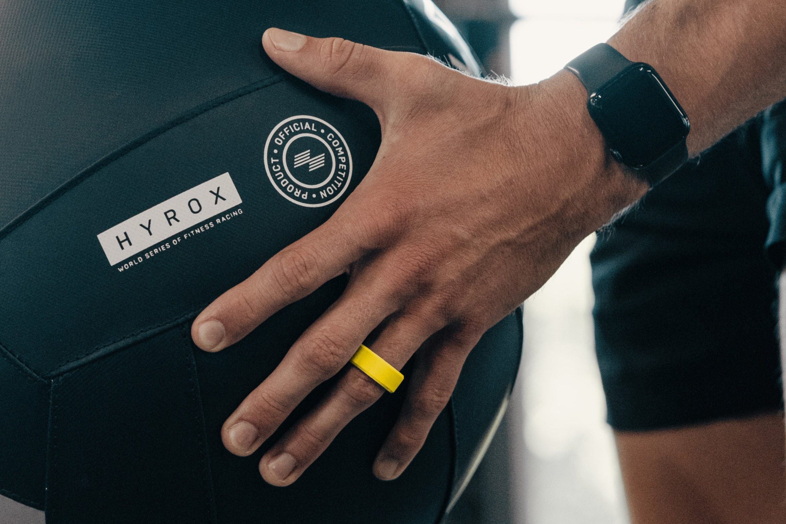 Zeus Pulse Yellow Thin Ring